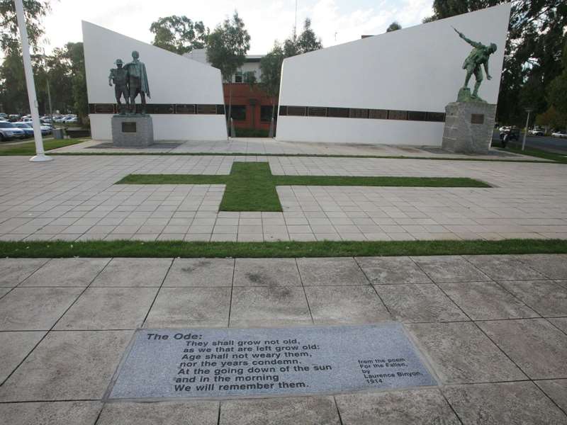 Shepparton & District War Memorial