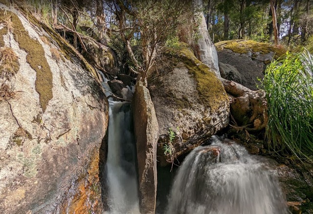 Hoddles Creek - Ship Rock Falls