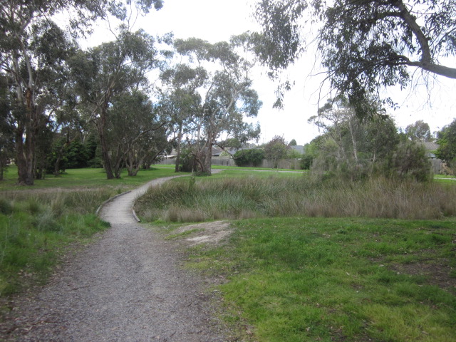 Simpson Park / Somers Trail / Heatherdale Bushland Reserve (Mitcham)