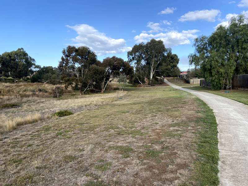 Skeleton Creek Reserve Dog Off Leash Area (Hoppers Crossing)