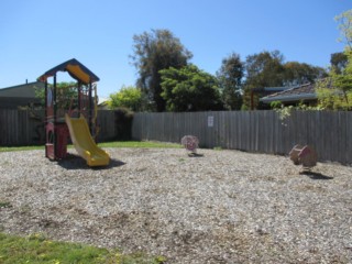 Smallburn Avenue Playground, Newborough