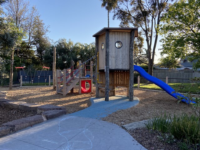 Souter Oval Playground, Marcus Road, Dingley Village