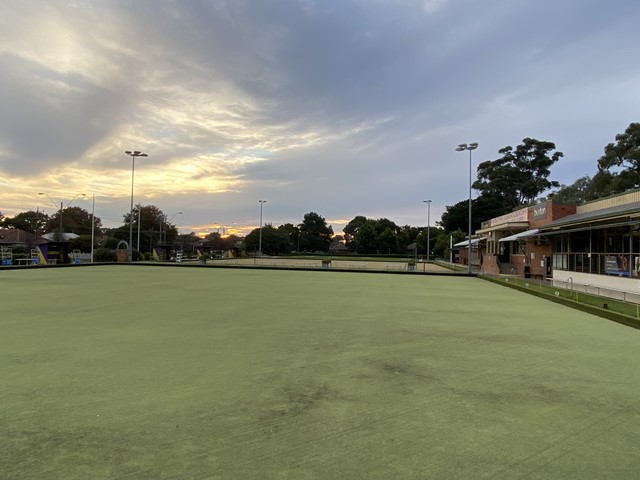 South Oakleigh Bowls Club (Oakleigh South)