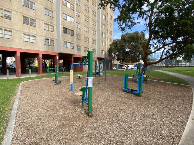 South Yarra Housing Estate Outdoor Gym (South Yarra)