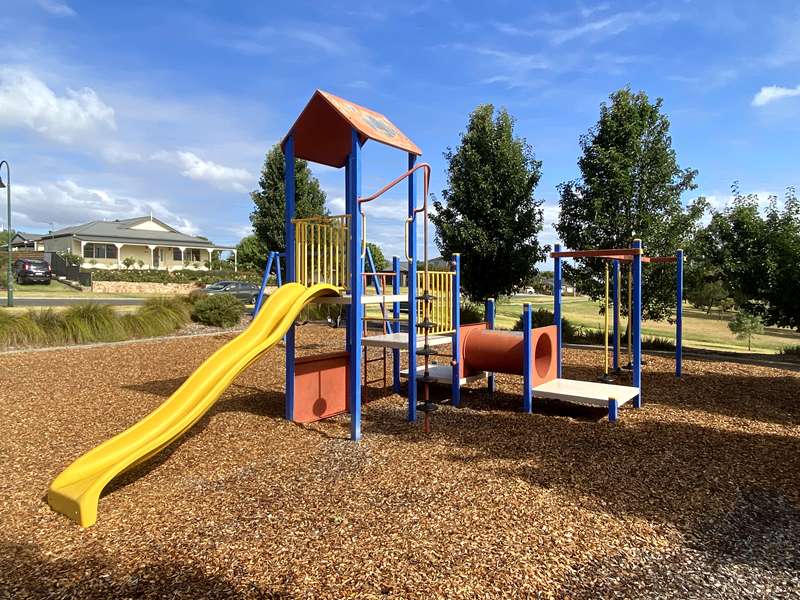 Southdown Way Reserve Playground, Ellavale Drive, Traralgon