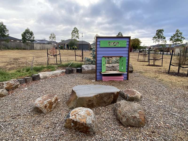 Sovereign Boulevard Playground, Melton West