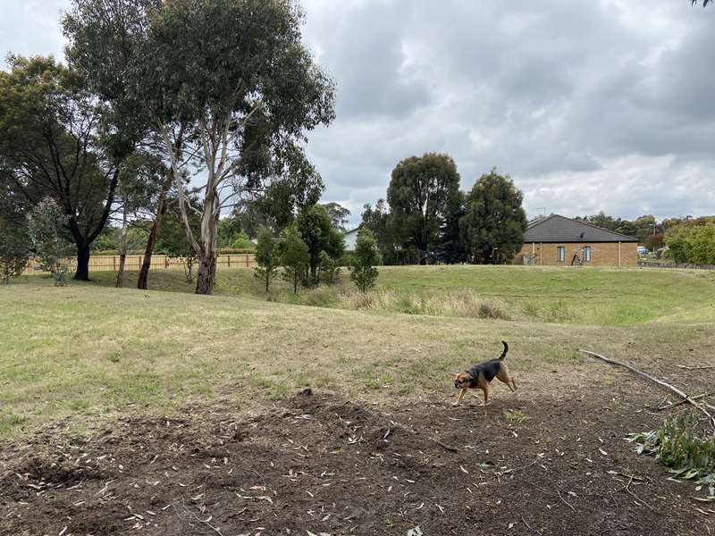 Stirling Way Reserve Dog Off Leash Area (Gisborne)