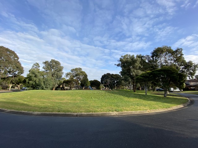 Stratford Square Reserve Dog Off Leash Area (Wantirna)