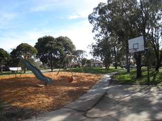 Stratford Square Playground, Wantirna