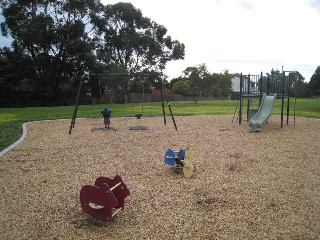 Talab Court Playground, Chelsea Heights