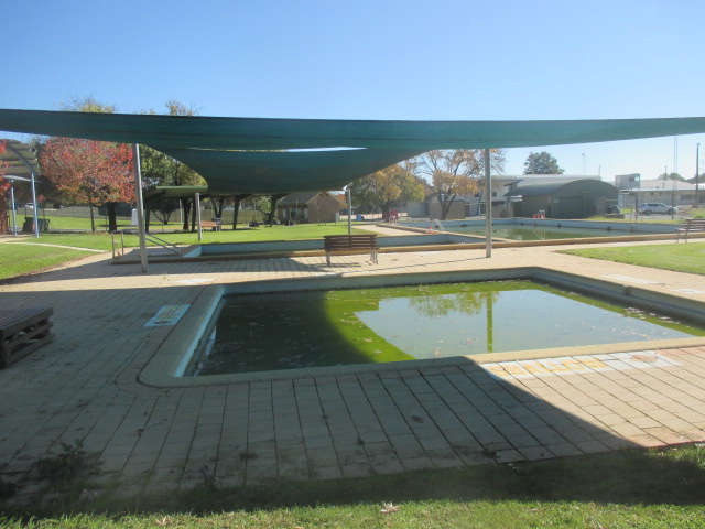 Tangambalanga (Kiewa Valley) Swimming Pool