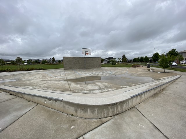 Tarneit Skatepark (Style Way)