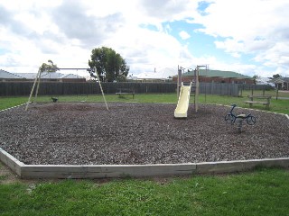 The Esperence Playground, Lara