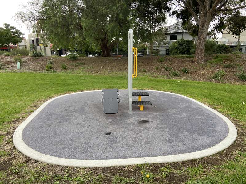 Thompson Reserve Outdoor Gym (Essendon)