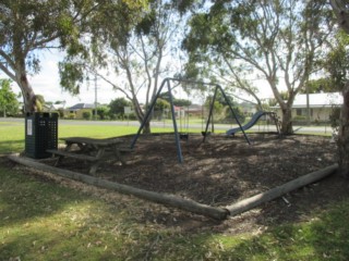 Thompson Street Playground, Terang