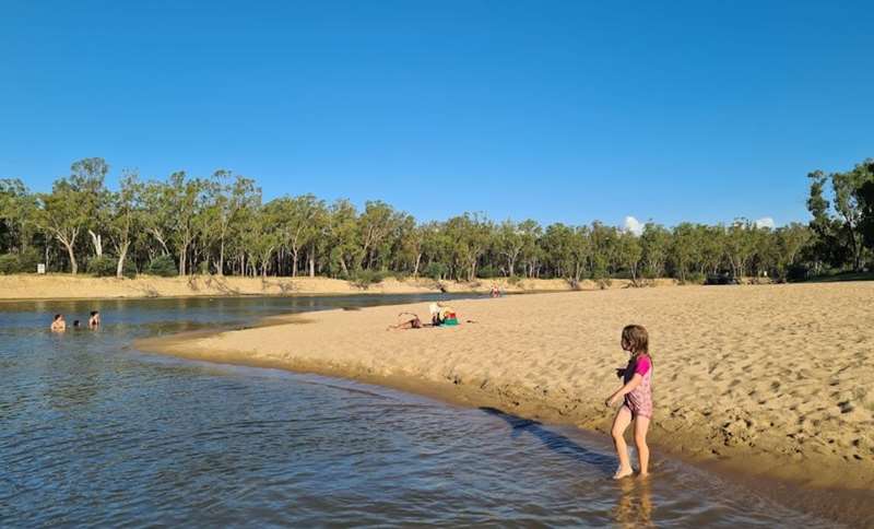 Thompsons Beach, Cobram