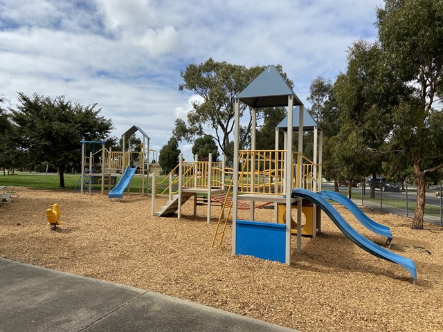 Thorngrove Avenue Playground, Craigieburn