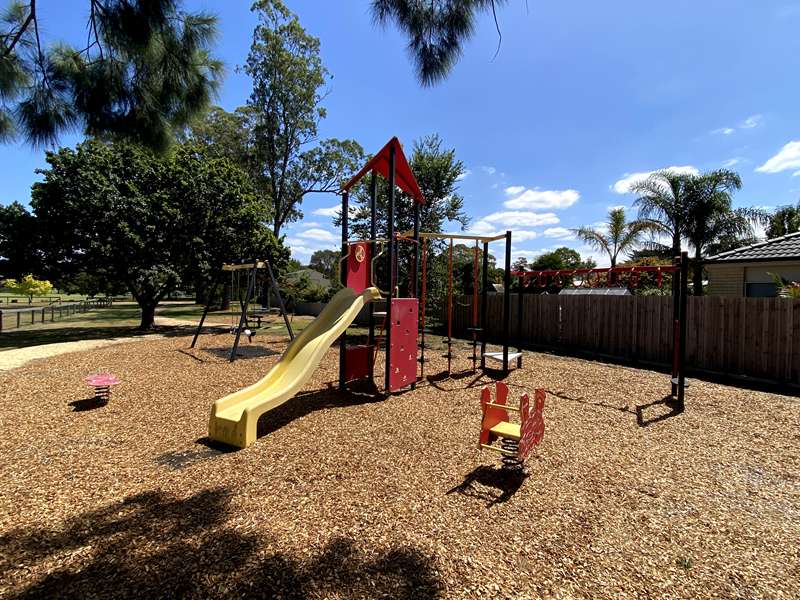 Toongabbie Village Green Playground, Victoria Street, Toongabbie