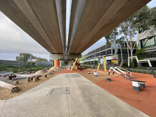 Toorak Road Rail Bridge Outdoor Gym (Malvern)