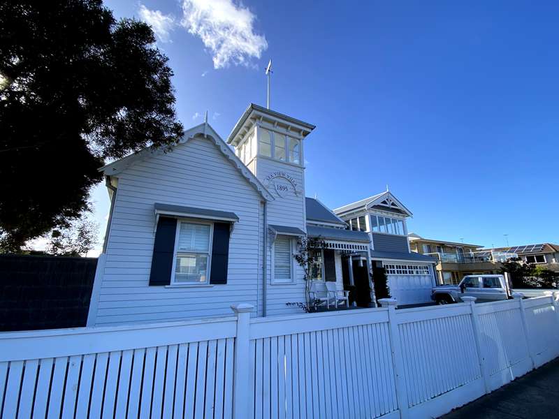 Torquay History Walking Trail