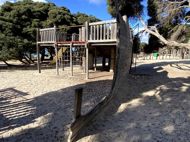 Torquay Play Space, Cnr The Esplanade and Zeally Bay Road, Torquay