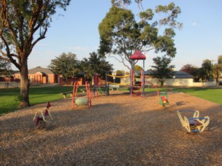 Towle Court Playground, Echuca