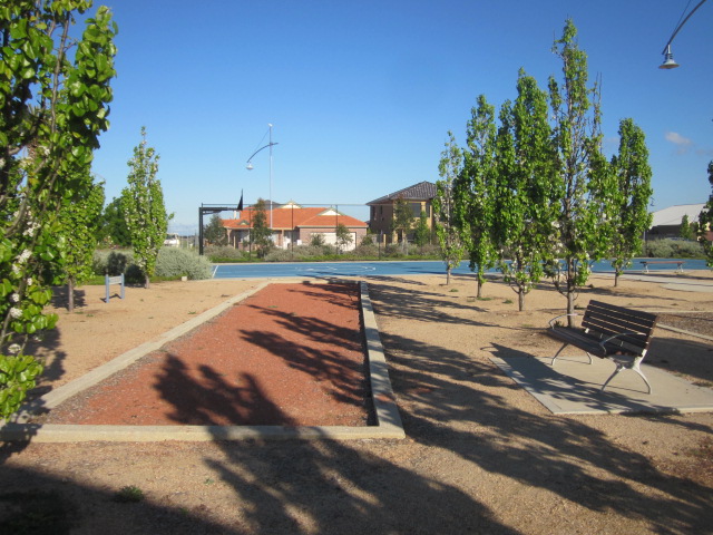 Ultimo Walk Reserve Bocce Court (Taylors Hill)