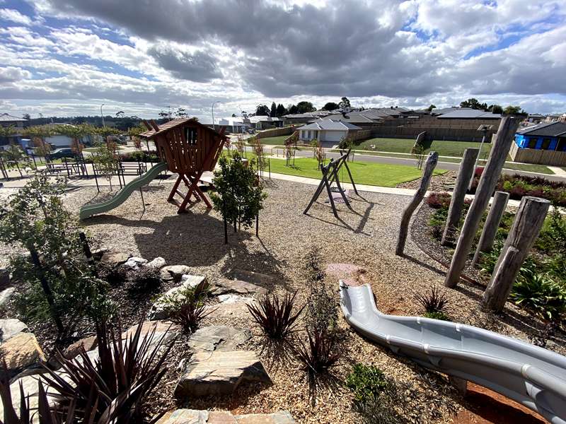 Vantage Park Playground, Vantage Rise, Warragul