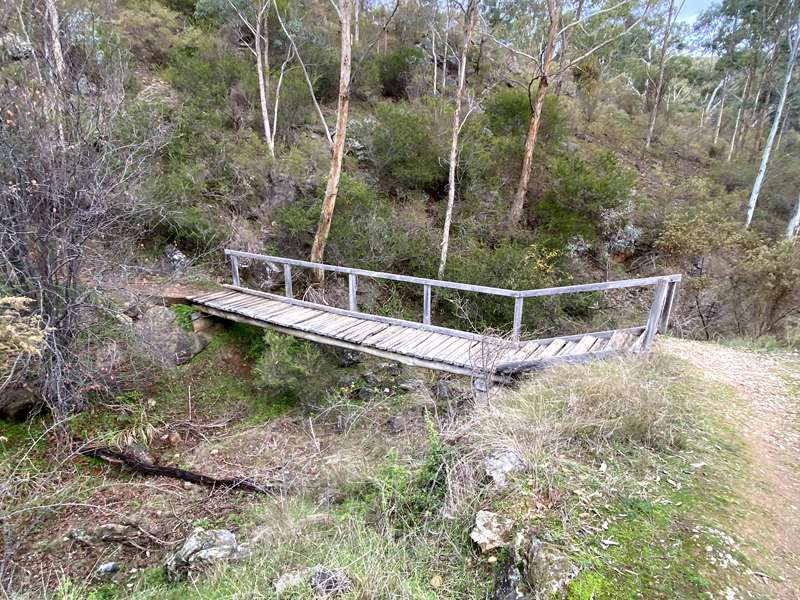 Vaughan Springs to Central & Glenluce Springs Walk