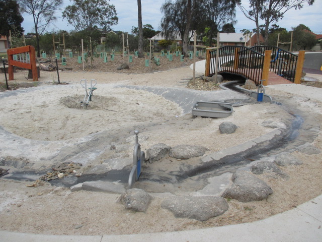 Verona Drive Playground, Keilor Lodge