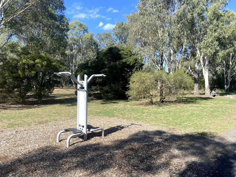 Wangaratta - One Mile Creek Outdoor Gym (Bronmar Street)