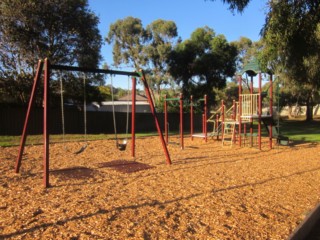 Warranwah Road Playground, Kennington