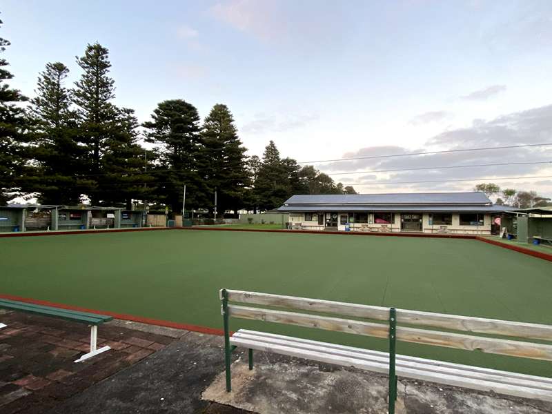Warrnambool Lawn Tennis Bowls Club