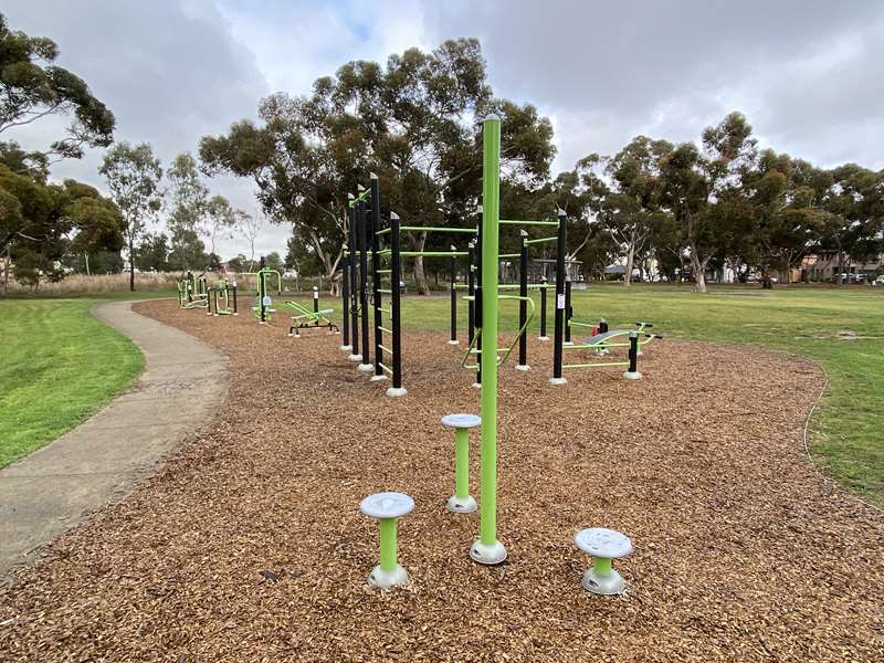 Waterfield Park Outdoor Gym (Cairnlea)