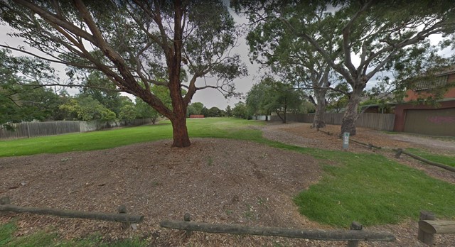 Wattle Grove Reserve Dog Off Leash Area (McKinnon)