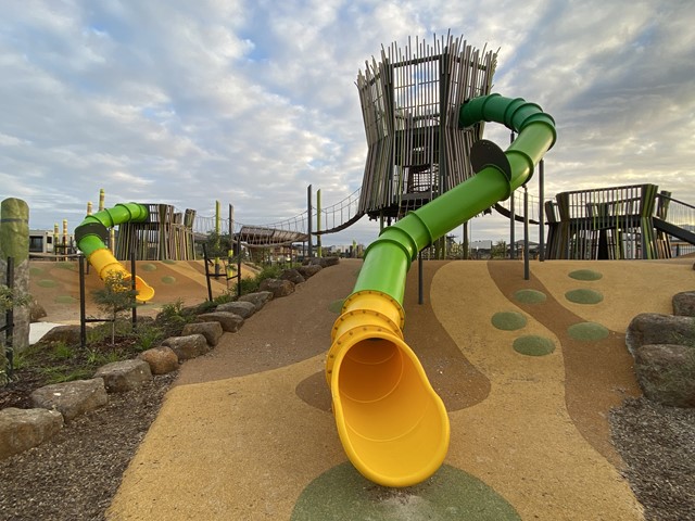 Waverley Park Lake Playground, Cavenagh Boulevard, Mulgrave