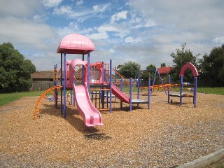 Wenden Road (East) Playground, Mill Park