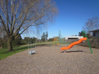 Weebar Park Playground, Smethurst Street, Drouin