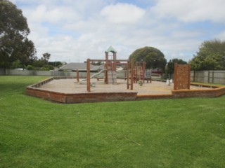 Wesak Drive Playground, Warrnambool