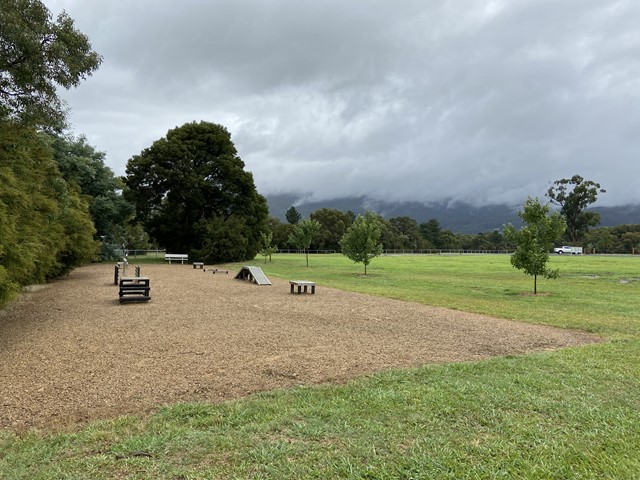 Wesburn Park Dog Off Leash Area (Wesburn)