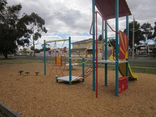 West Esplanade Playground, St Albans