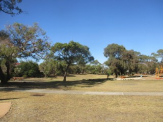 Whistlestop Reserve Dog Off Leash Area (Frankston)