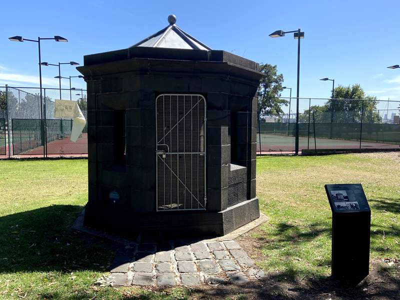 Williamstown Heritage Walk (Waterfront)