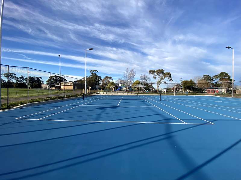 Willow Grove Tennis Club