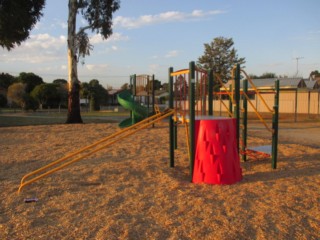 Crossenvale Playground, Wilson Court, Echuca