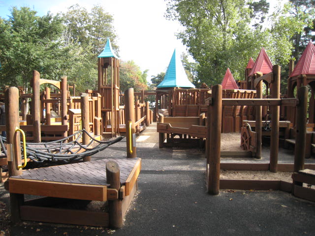 Windmill Drive Adventure Playground, Lake Wendouree