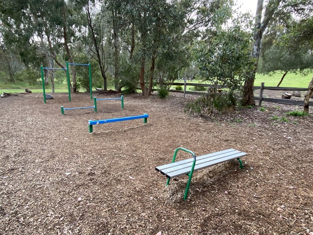 Wombat Bend Outdoor Gym (Templestowe Lower)