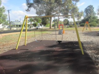 Woodbine Park Playground, Westcliffs Avenue, Red Cliffs