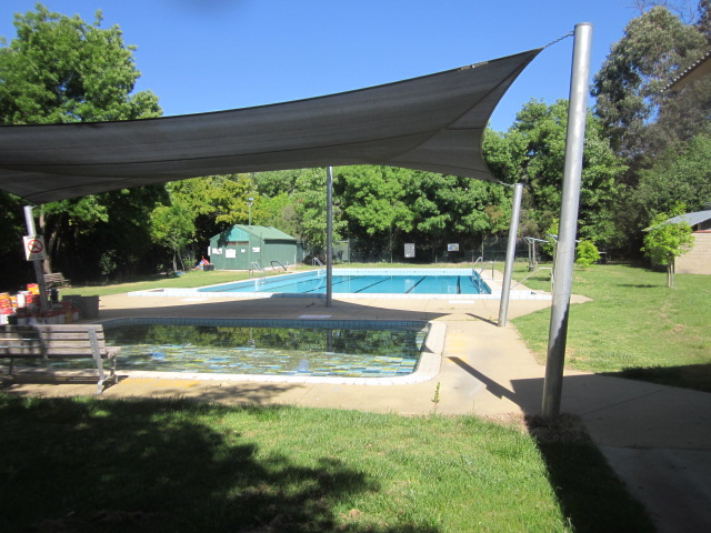 Yackandandah War Memorial Swimming Pool