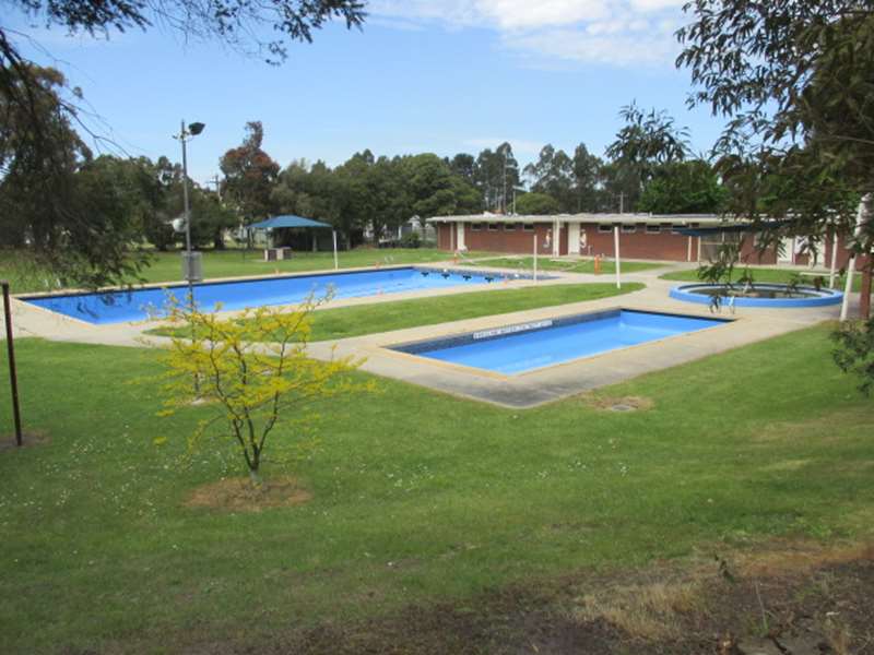 Yallourn North Outdoor Pool